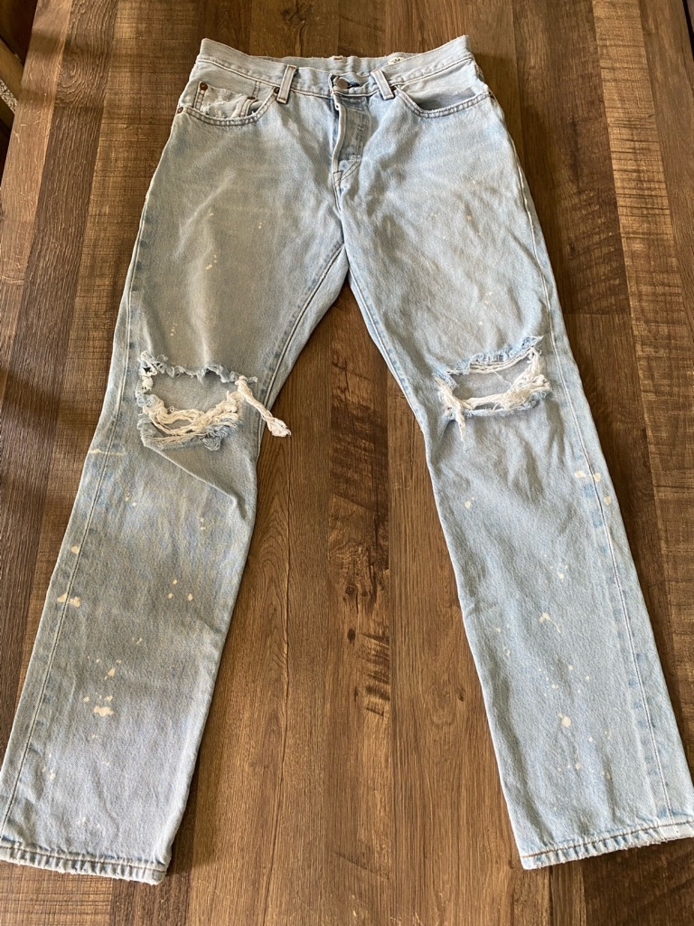 Levi’s 501 Light Blue Distressed White Oak Denim Selvage Splatter Jeans 27 x 30